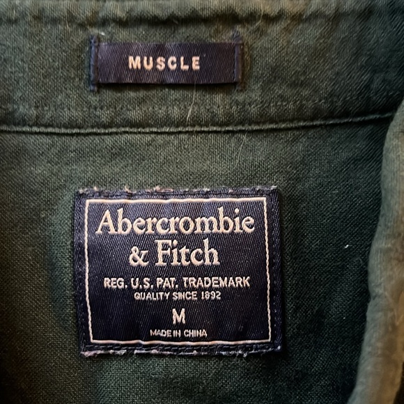 Abercrombie & Fitch Hunter Green Muscle Fit Oxford Medium - Picture 3 of 3